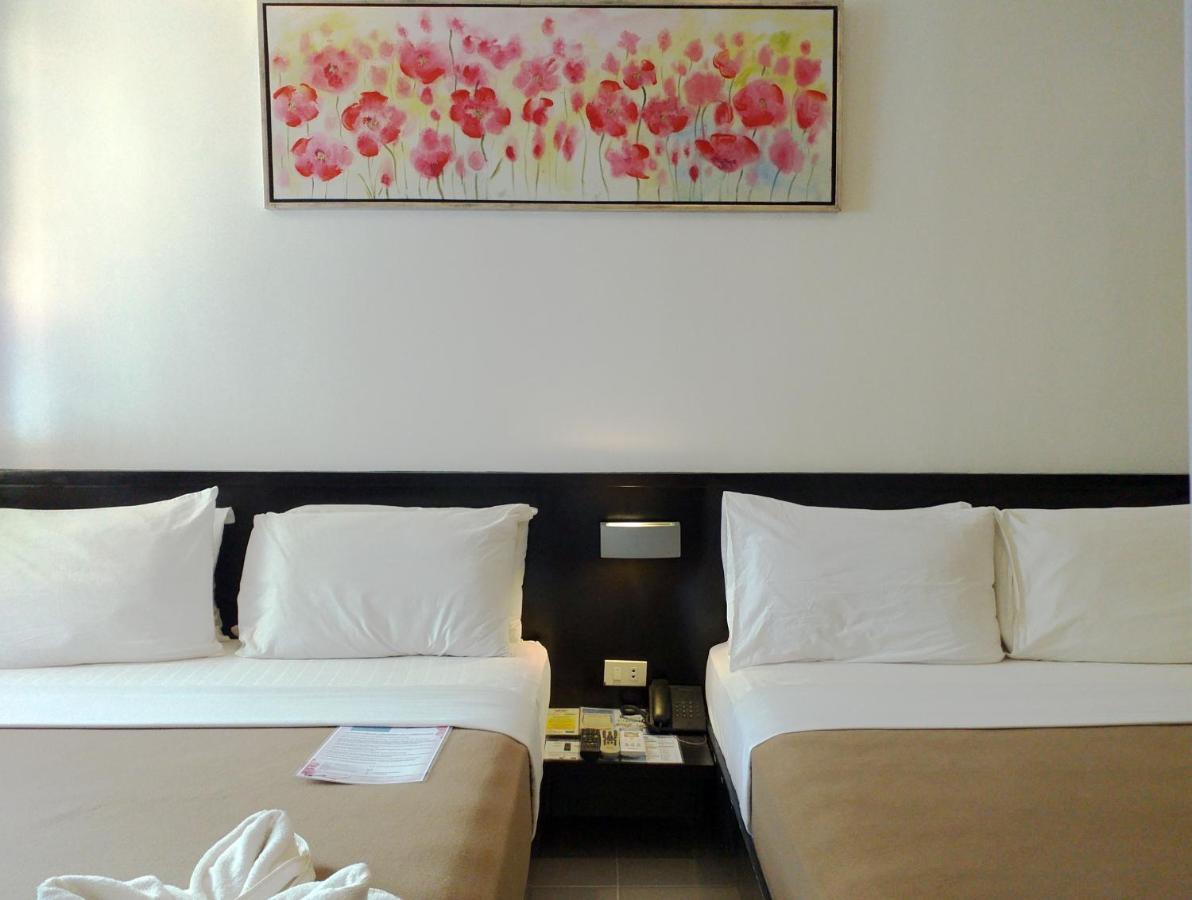 One Crescent Place Hotel Balabag  Екстер'єр фото